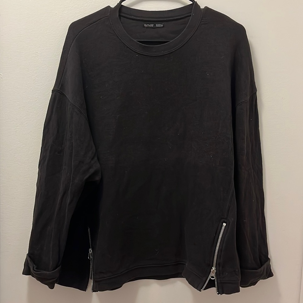 Zara gray sweatshirt with zipper detail